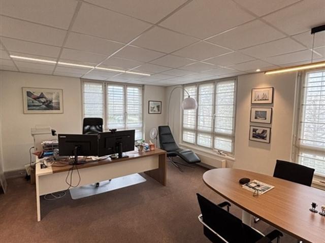 Büro mieten in Nyon, Waadt