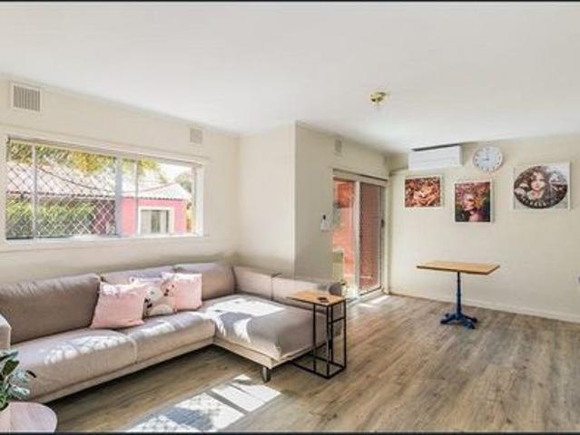 Apartment for rent in Orelia, Western Australia