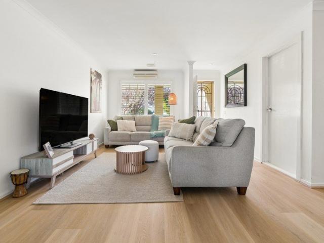 Townhouse for rent in Camerons Creek, Victoria