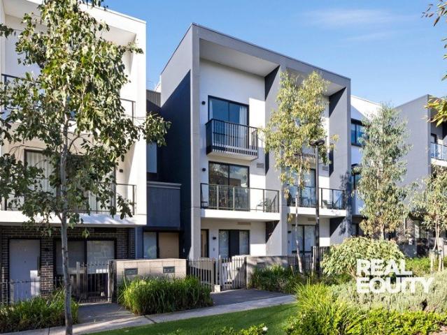 Townhouse for sale in Sydney, New South Wales