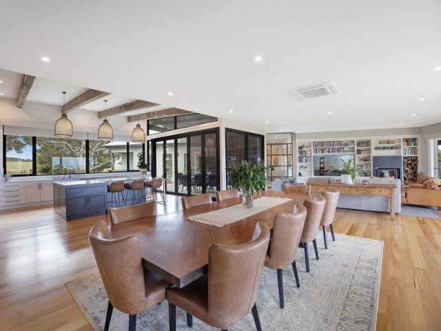 Cottage for sale in Tower Hill, Illowa
