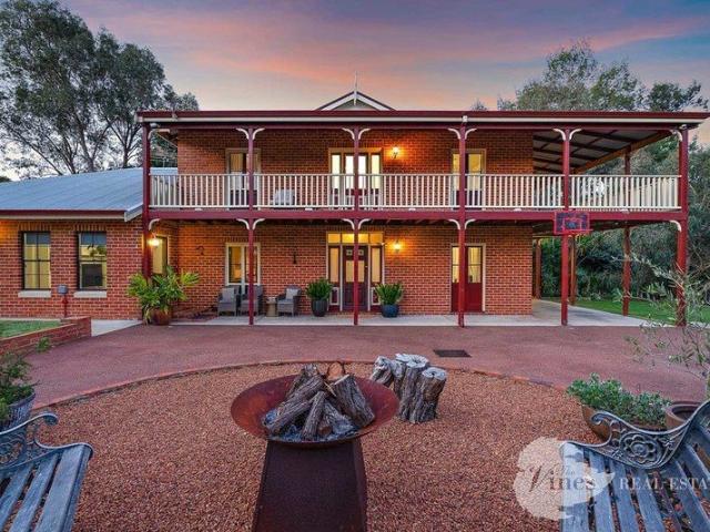 House for sale in The Vines, City of Swan