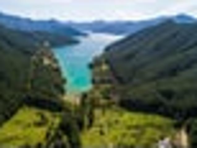 Land for sale in Marlborough