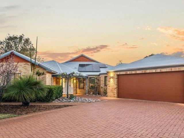 House for sale in Canning Vale, City of Canning