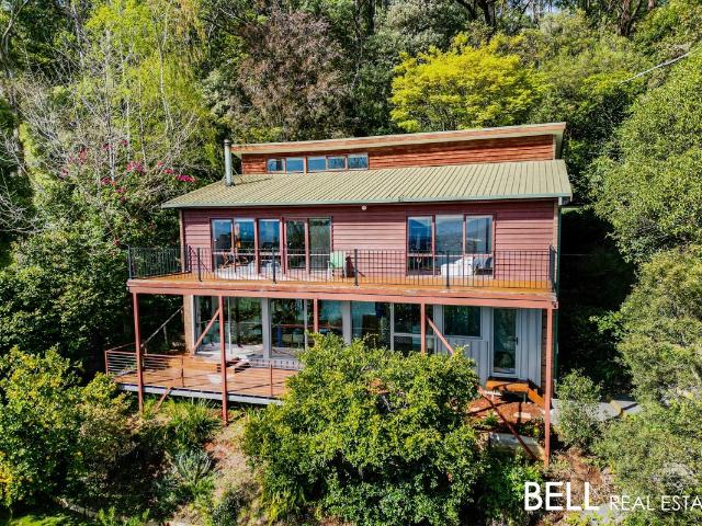 House for sale in The Patch, Victoria