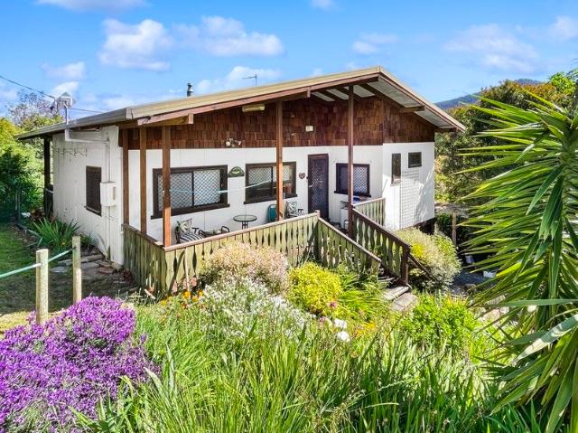House for sale in Goughs Bay, Victoria