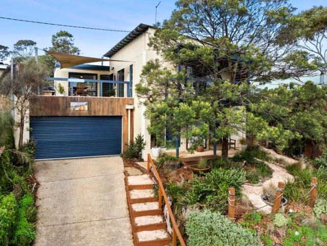 House for sale in Ocean Grove, Victoria