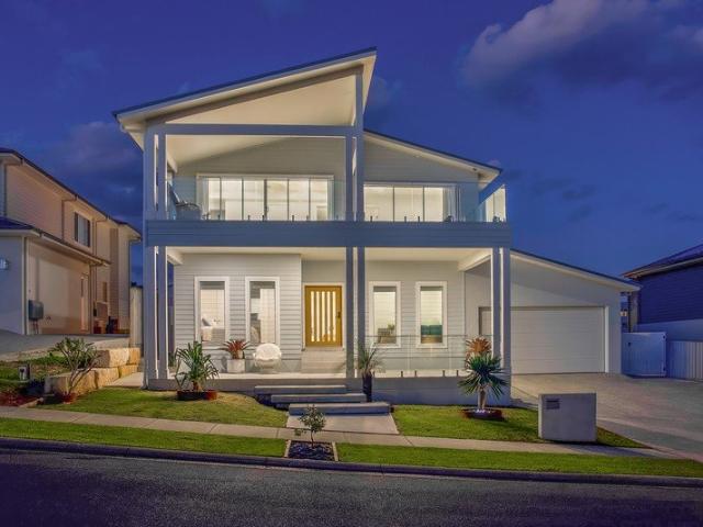 House for sale in Catherine Hill Bay, New South Wales