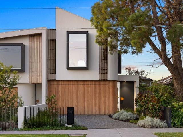 Townhouse for sale in Camerons Creek, Victoria