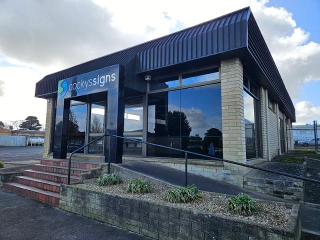 Office for sale in Millicent, South Australia