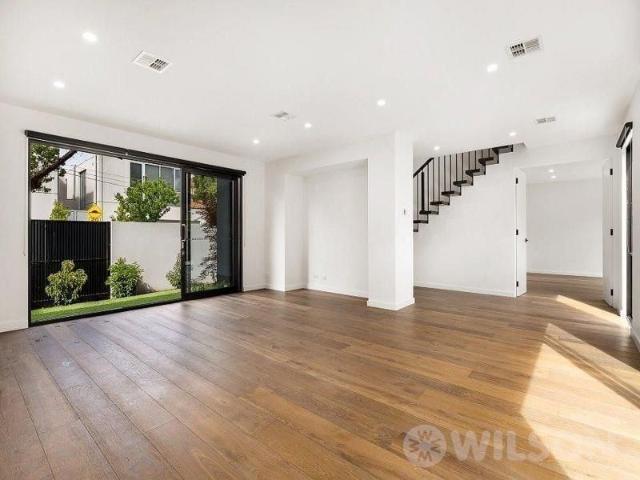 Townhouse for rent in Camerons Creek, Victoria