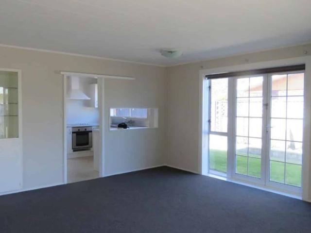 Townhouse for rent in Hillsborough, Taranaki