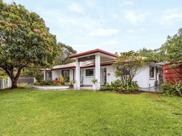 House for sale in Chapel Hill, Greater Brisbane