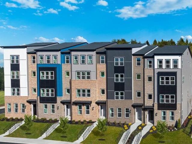 Condo for sale in Laurel Condo for sale in Laurel