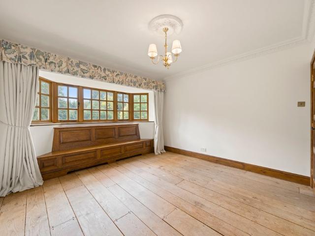 House for rent in Stoke D'Abernon, Blackhills