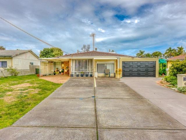 Apartment for sale in Parklands, Western Australia