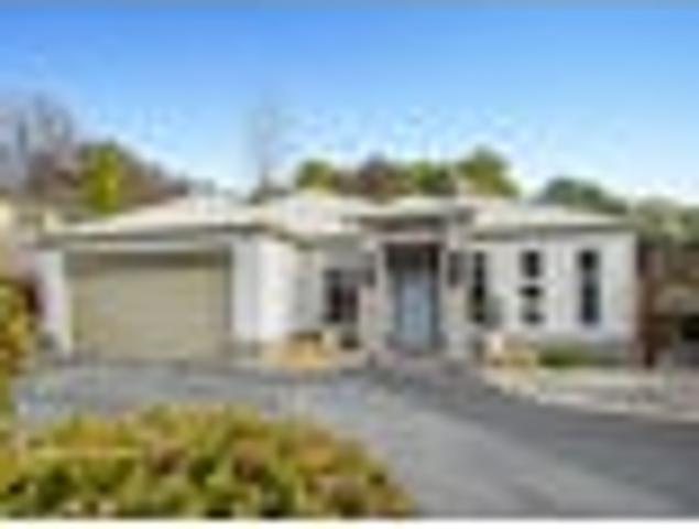 House for sale in Enner Glynn