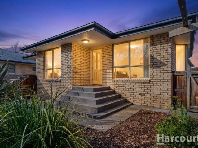 Apartment for sale in Warrane, Hobart