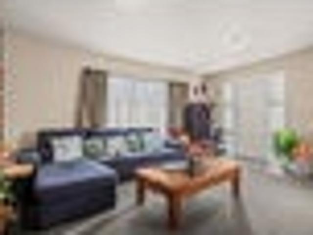 House for sale in Chaslands, Canterbury