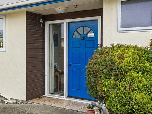 Property for sale in Otakou