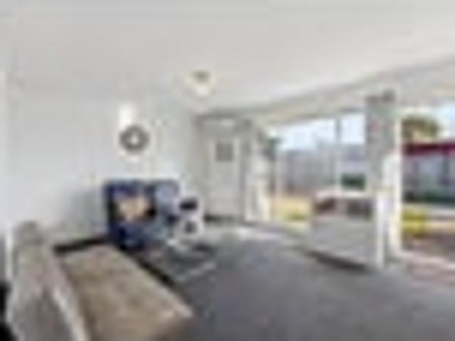 Apartment for sale in Heathcote, Canterbury
