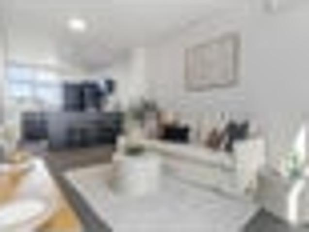 Townhouse for sale in Auckland, Oroua County