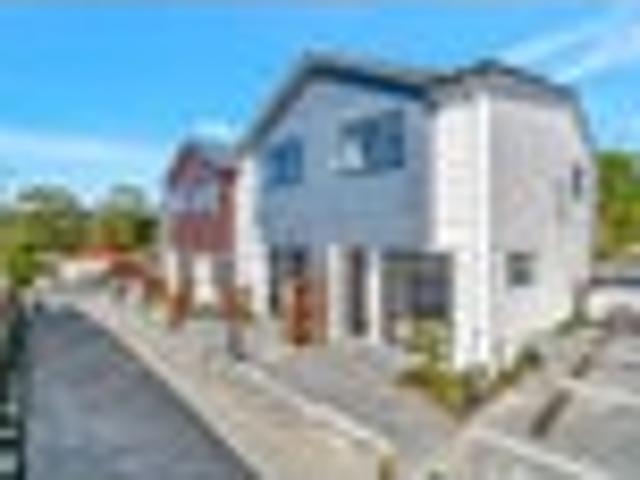 House for sale in Massey West, Henderson-Massey