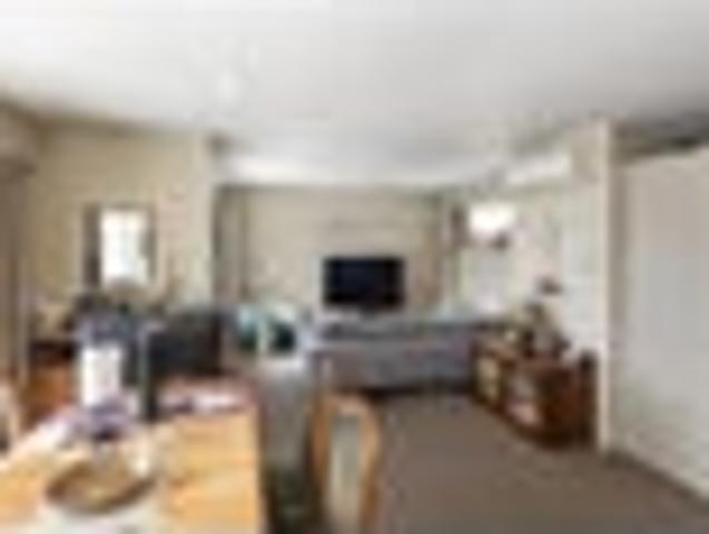 Townhouse for sale in Heathcote, Canterbury
