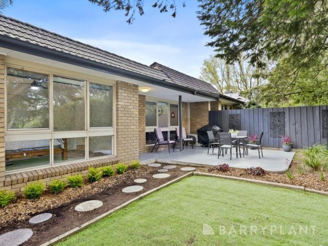 Apartment for sale in Ferntree Gully, Melbourne