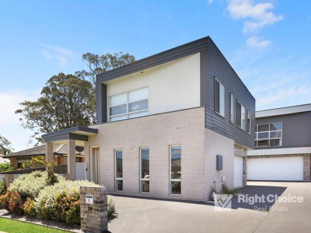 Townhouse for sale in Albion Park, Shellharbour City Council