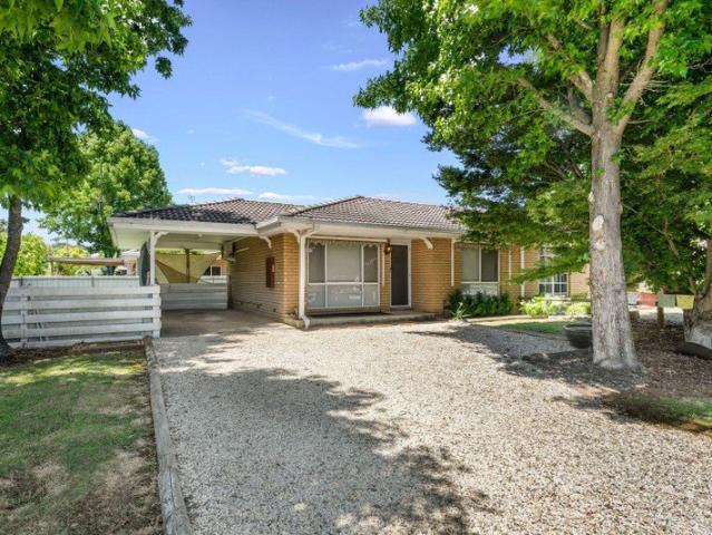 Apartment for sale in Porepunkah, Alpine Shire