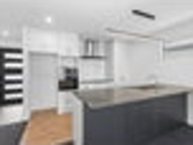 House for sale in Casebrook, Canterbury