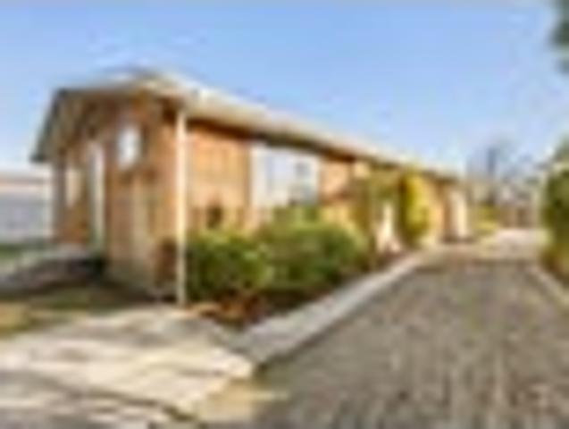 House for sale in Otakou