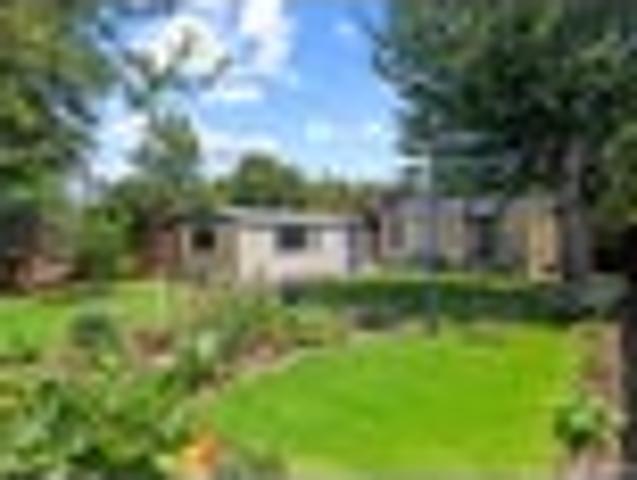 House for sale in Chaslands, Canterbury