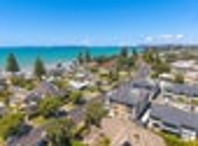 Apartment for sale in Whangaparaoa