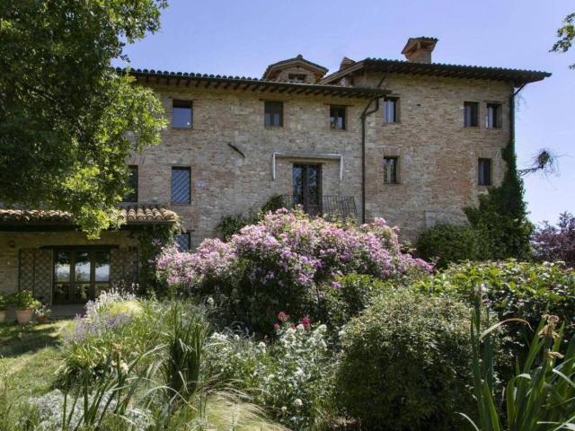 Casa in vendita a Izzalini, Umbria