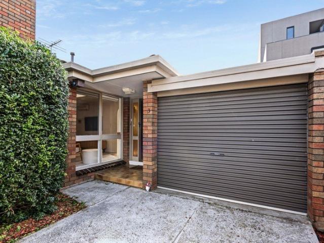 Apartment for sale in Camerons Creek, Victoria