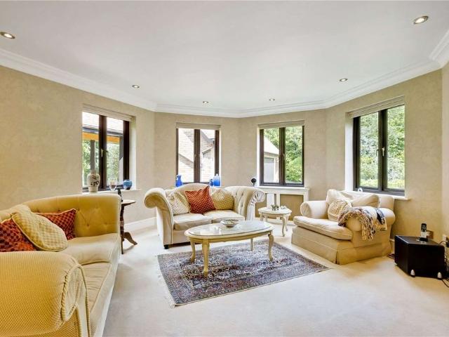 House for rent in Blackhills, Surrey