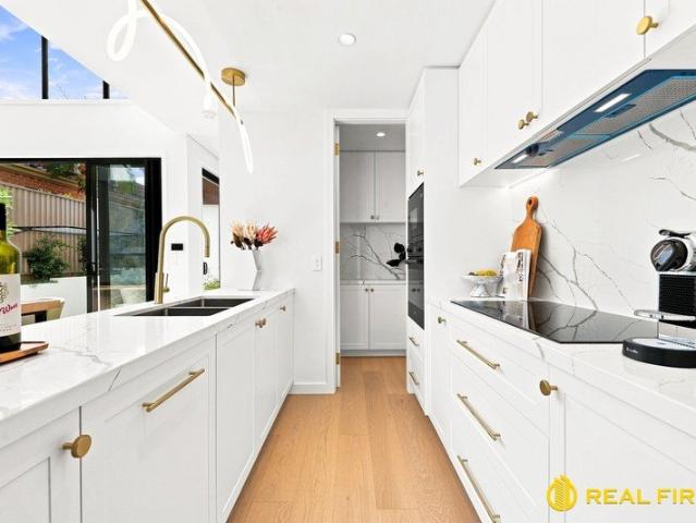 Townhouse for sale in Sutherland, New South Wales