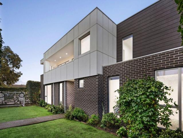 Townhouse for sale in Camerons Creek, Victoria