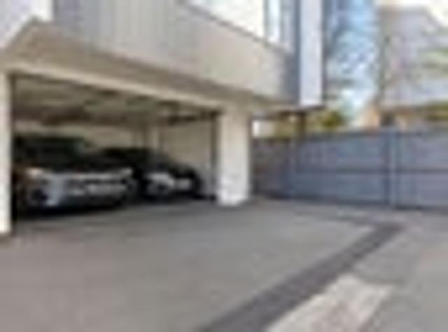 Apartment for sale in Heathcote, Canterbury