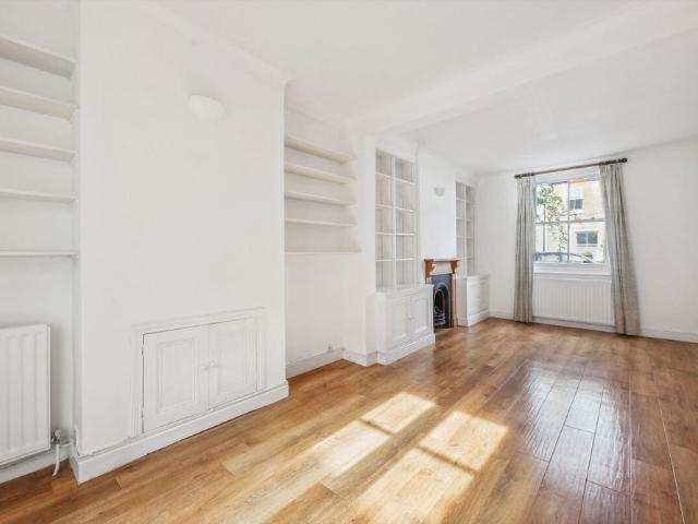 House for rent in London Borough of Hammersmith and Fulham, Greater London