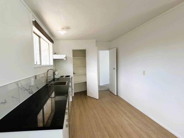 House for rent in Awhitu, Oroua County