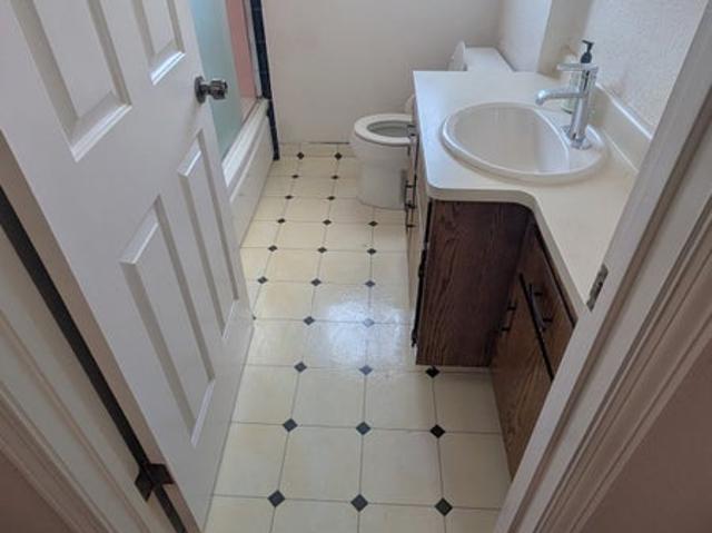 Room for rent in California
