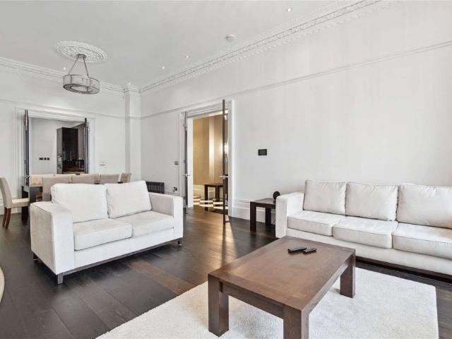 Apartment for rent in Royal Borough of Kensington and Chelsea, Greater London