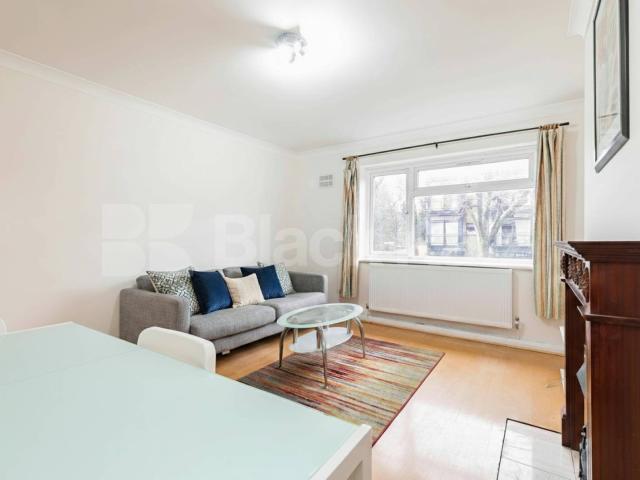 Apartment for rent in Brondesbury, Greater London