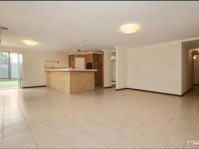 House for rent in Kingsley, Western Australia