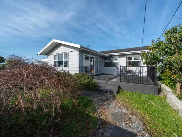 House for rent in Pauatahanui, Wellington