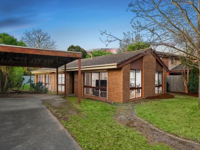 House for sale in Park Ridge, Melbourne