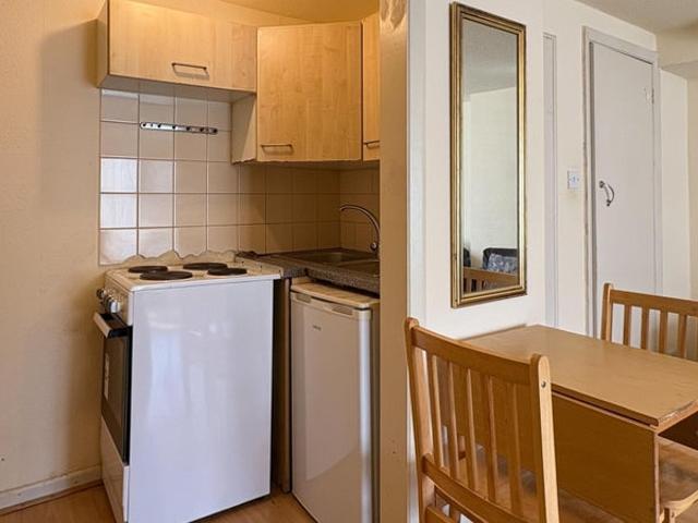 Studio for rent in Mapesbury, Greater London
